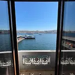 Weingart Seaside Szálloda Isztambul