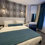 Szálloda Weingart Seaside 3*