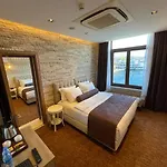 Weingart Seaside 3*