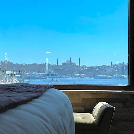 Weingart Seaside 3* Istanbul