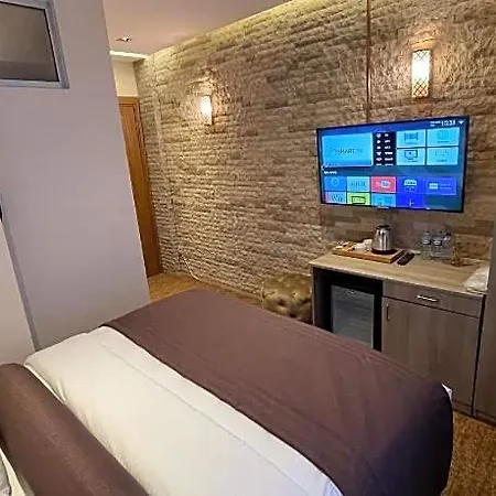 Weingart Seaside 3* Istanbul